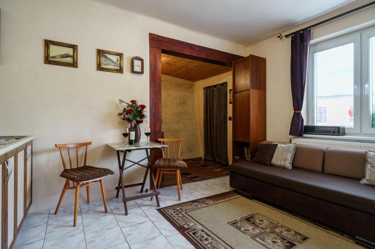 Apartment Melita - The Very Centre Of Town Banská Štiavnica Buitenkant foto
